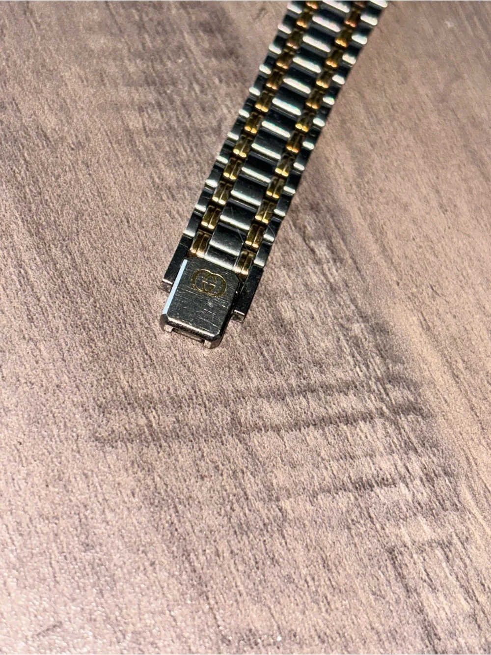 Gucci women watch